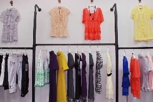 大連開發(fā)區(qū)外貿(mào)服裝批發(fā)指南 哪里能買到價位合理的優(yōu)質(zhì)服飾？